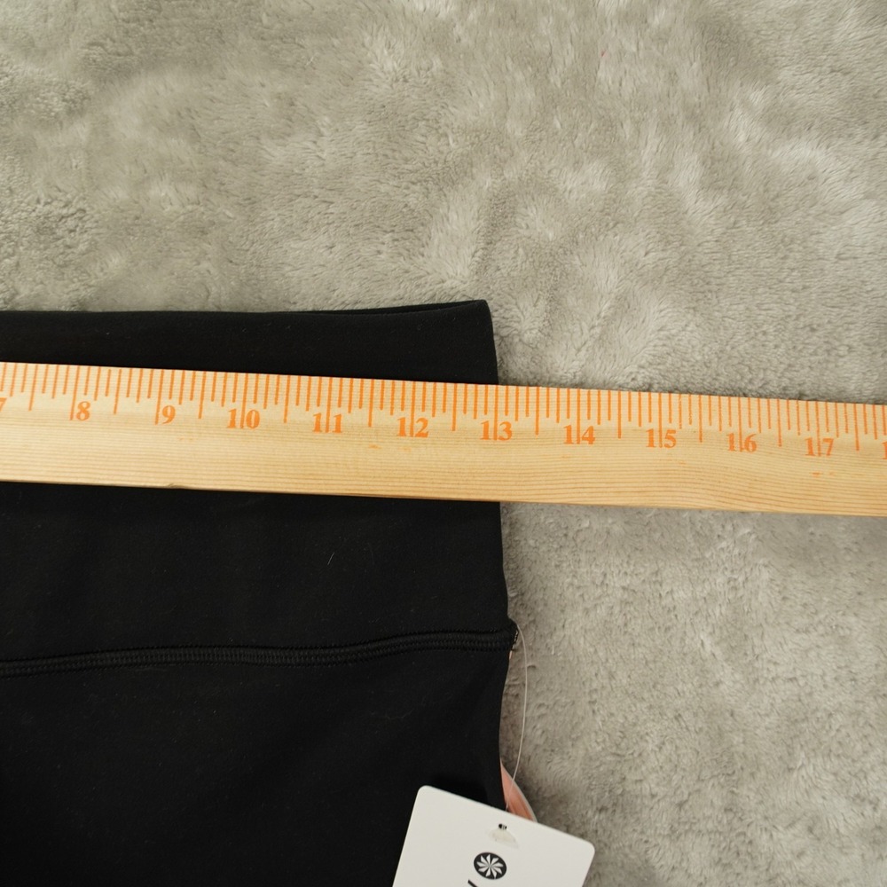 Athleta Elation Tipped Shortie Women's Medium Black Pink Mid Rise 782124 - Picture 2 of 11